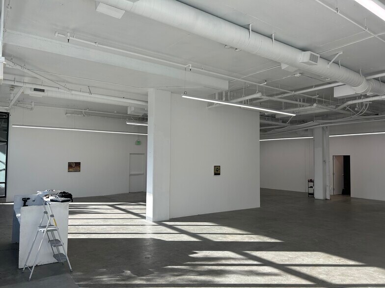 More Photos Of 5103 W Adams Blvd, Los Angeles Apartments For Lease