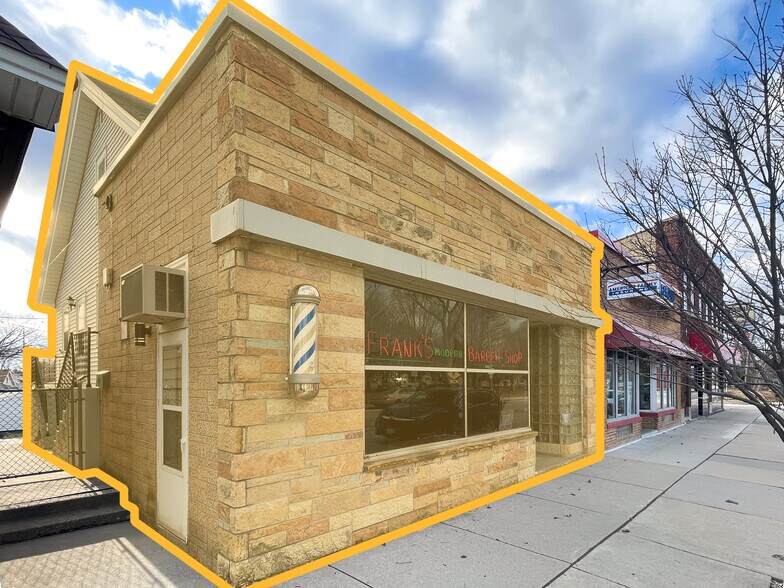 Primary Photo Of 3459 S Kinnickinnic Ave, Milwaukee Storefront Retail Residential For Sale