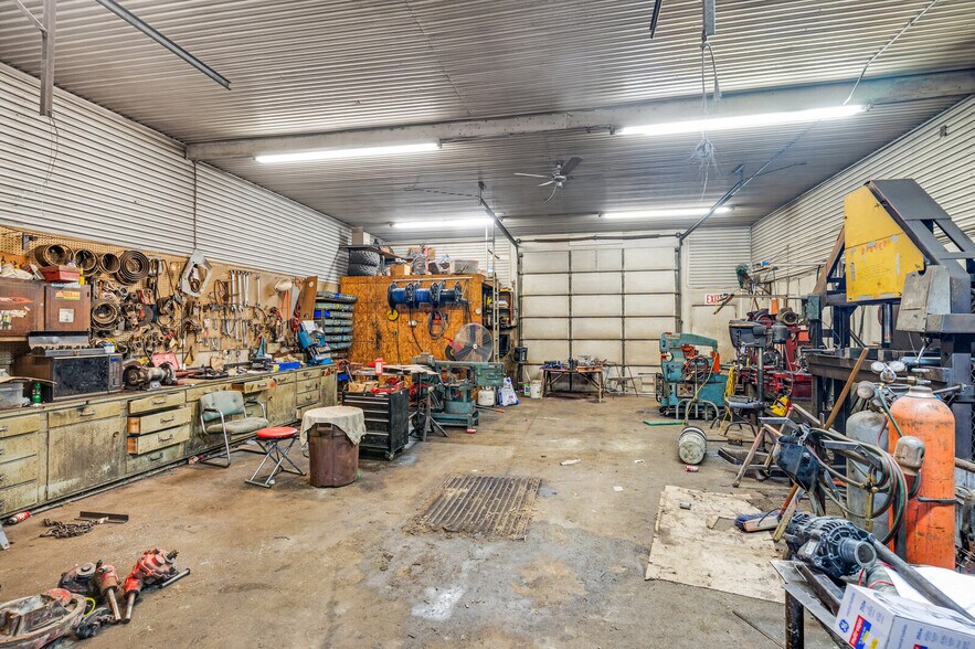 More Photos Of 101 Tanner St, Melrose Freestanding For Sale