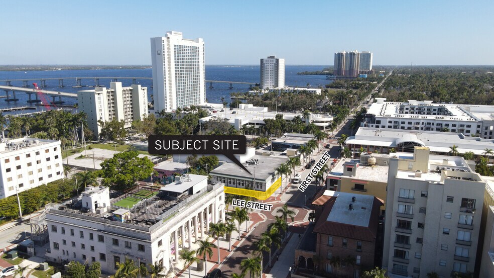 More Photos Of 2401 1st St, Fort Myers Office Residential For Lease