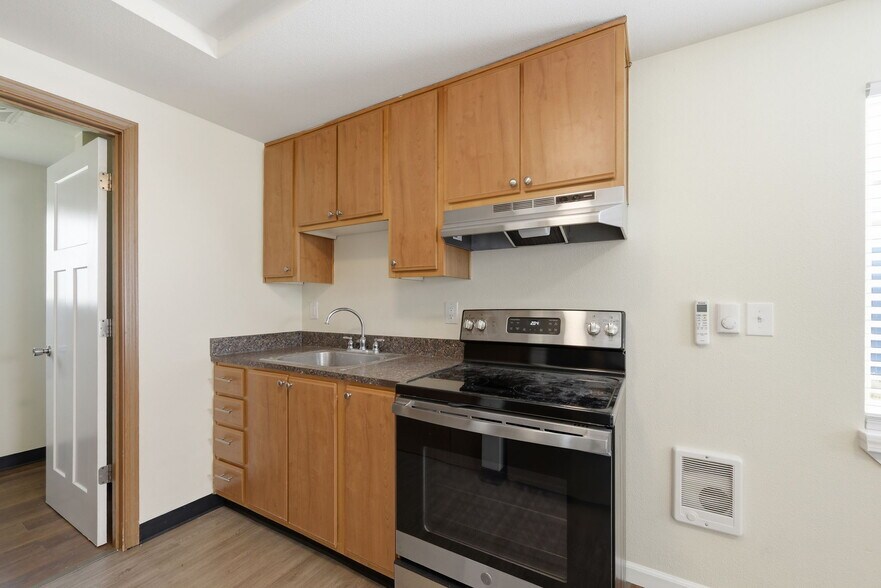 More Photos Of West 18th Ave & Bailey Hill Road, Eugene Apartments For Sale