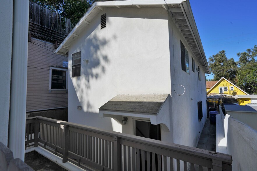 More Photos Of 3552 Front St, San Diego Apartments For Sale