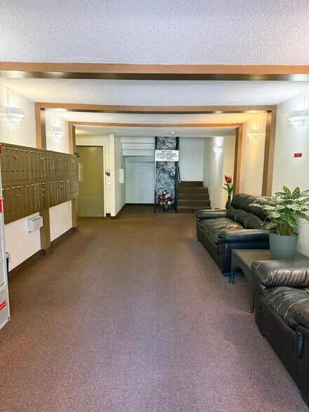 More Photos Of 21387 Dewdney Trunk Rd, Maple Ridge Apartments For Sale