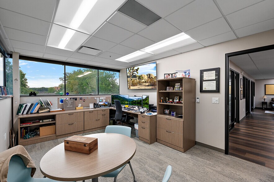 More Photos Of 43750 Garfield Rd, Clinton Township Office For Lease