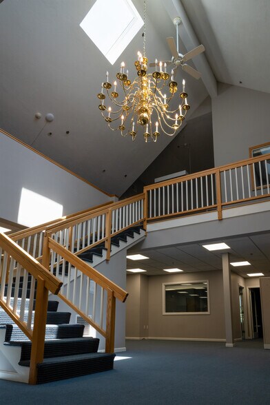 More Photos Of 7 Christy Dr, Brockton Office Residential For Sale