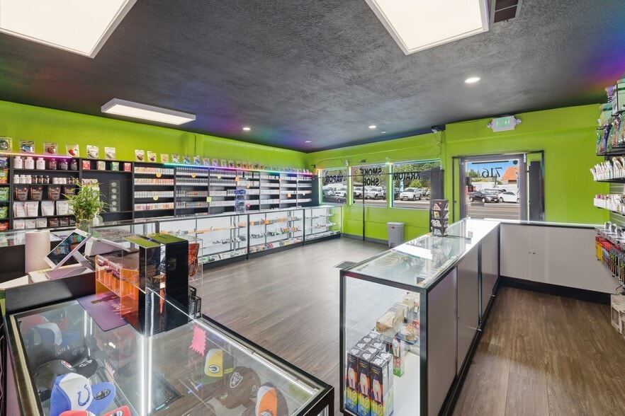 More Photos Of 716 N Orchard St, Boise Storefront For Sale