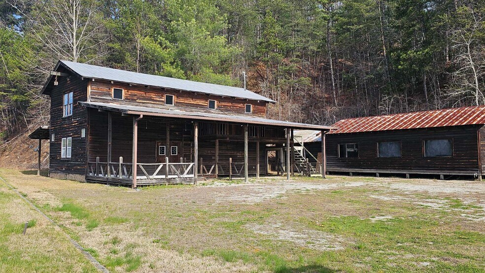 More Photos Of 5987 Highway 441, Wiley Storefront Retail Office For Sale