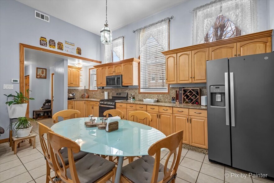 More Photos Of 5801 W 16th St, Cicero Multifamily For Sale