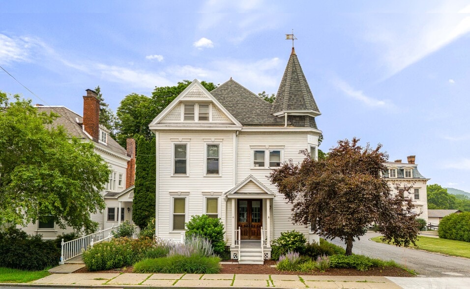 Primary Photo Of 437 E Allen St, Hudson Office For Sale