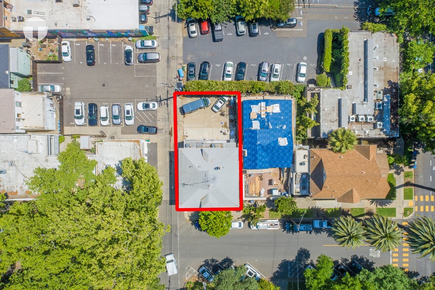 More Photos Of 1117 24th St, Sacramento Storefront Retail Residential For Lease