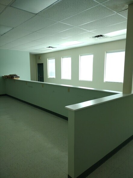 More Photos Of 1417 S Belcher Rd, Clearwater Office For Sale