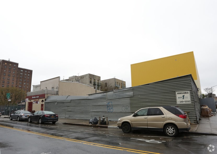 Primary Photo Of 99 Liberty Ave, Brooklyn Storefront Retail Residential For Lease