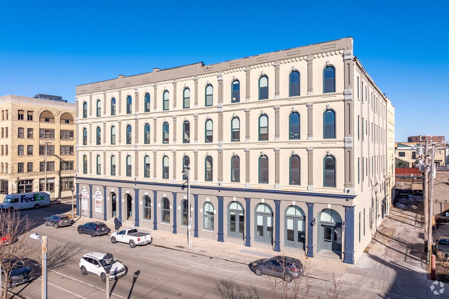 More Photos Of 170 S 2nd St, Milwaukee Apartments For Lease