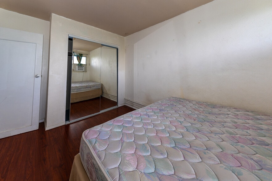 More Photos Of 1640 Lusitana St, Honolulu Apartments For Sale