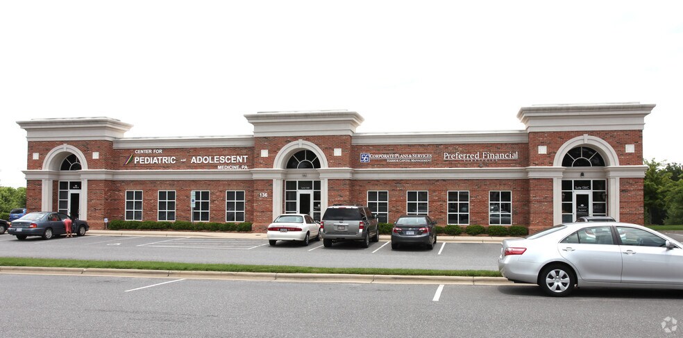More Photos Of 136 Gateway Blvd, Mooresville Office For Sale