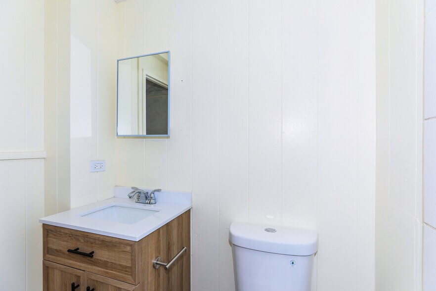 More Photos Of 94-246 Aniani Pl, Waipahu Apartments For Sale