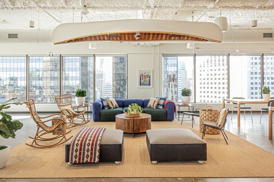 More Photos Of 700 2 St SW, Calgary Office For Lease