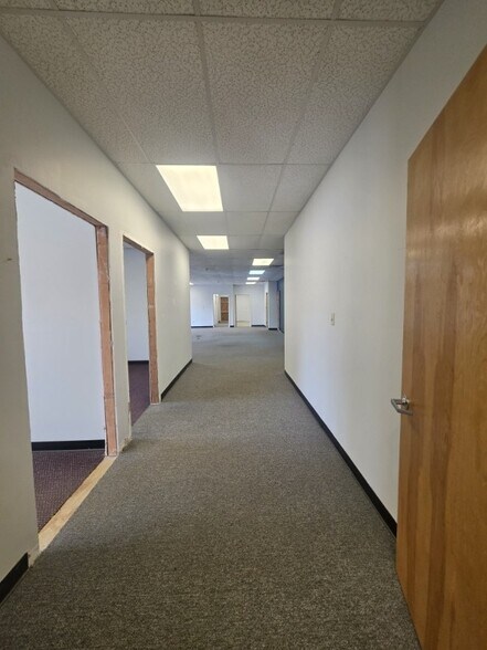 More Photos Of 1030 Elizabeth St, Nicholasville Self Storage For Lease