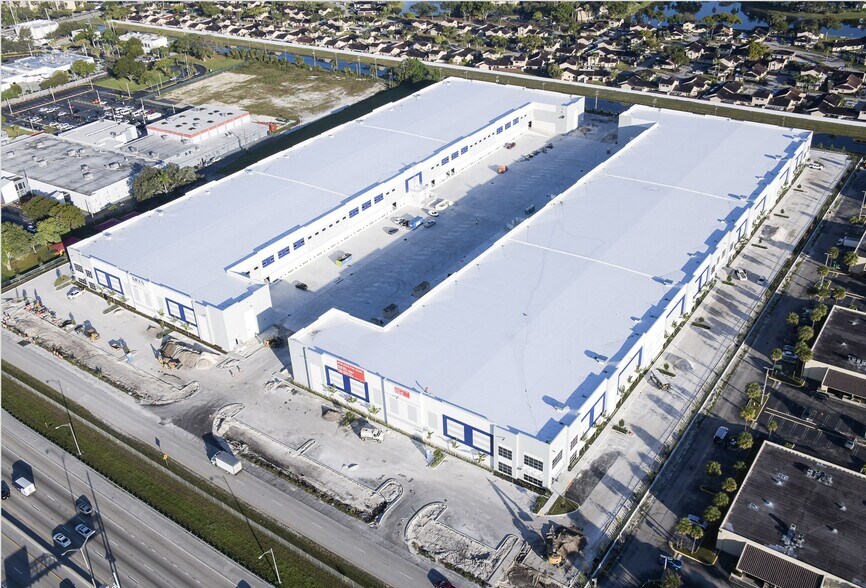 More Photos Of 6505 NW 167th St, Hialeah Unknown For Lease