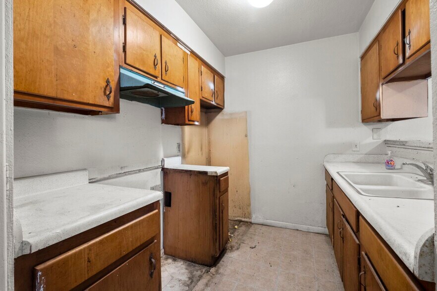 More Photos Of 110 Mary Louise Dr, San Antonio Apartments For Sale