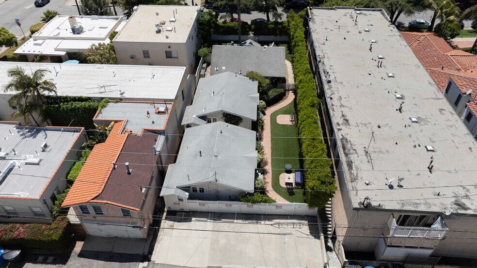 More Photos Of 1047 9th St, Santa Monica Apartments For Sale