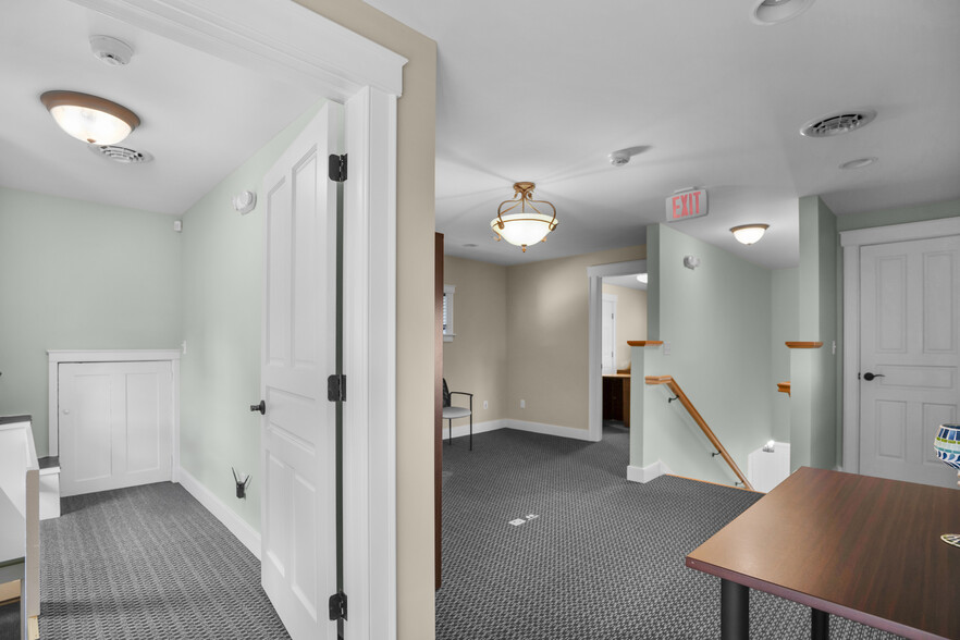 More Photos Of 1585 Rt-146, Rexford Office For Sale