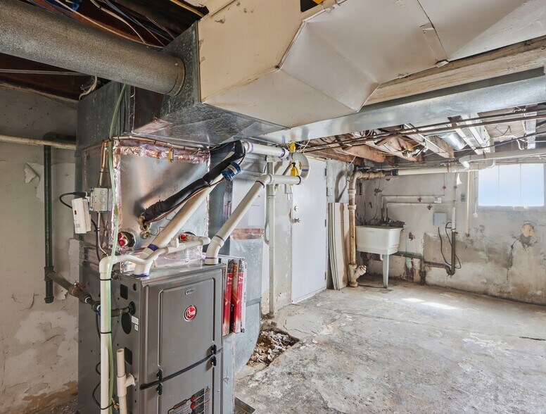 More Photos Of 4405 Leeds Ave, Baltimore Office Residential For Sale