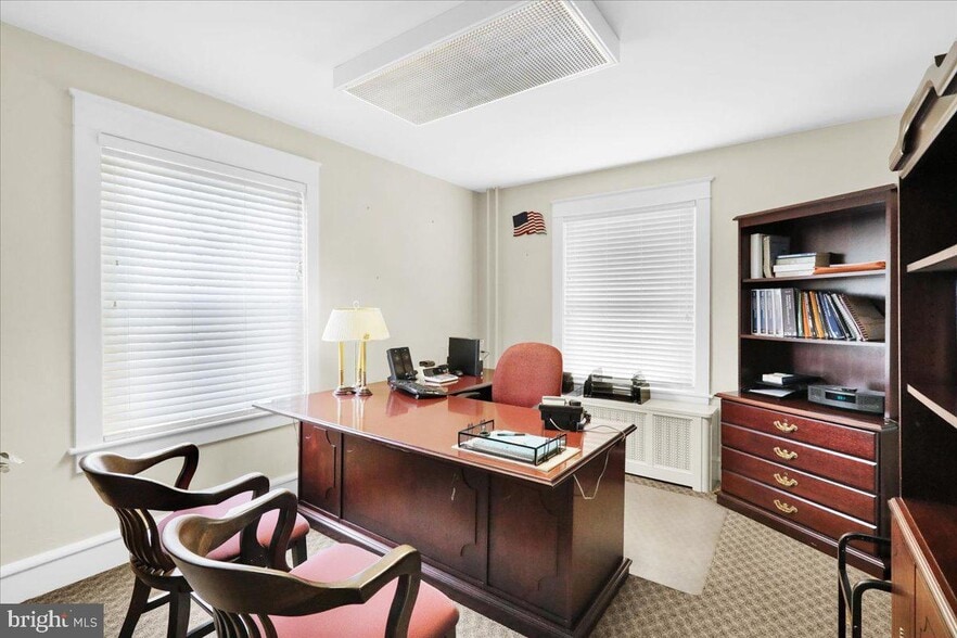 More Photos Of 325 E Lancaster Ave, Reading Office Residential For Sale