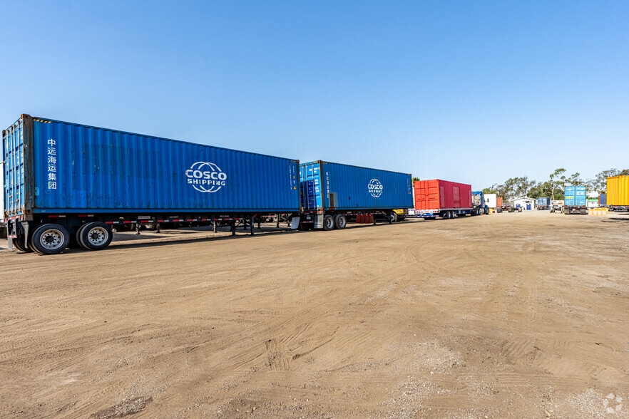 More Photos Of 1660 E 32nd St, Long Beach Land For Lease