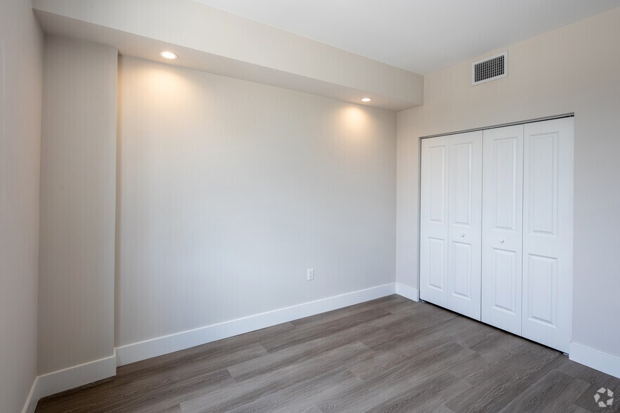 More Photos Of 8400 NW 27th Ave, Miami Apartments For Lease