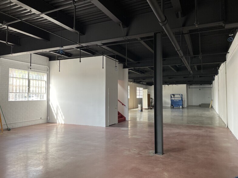 More Photos Of 4747 W Century Blvd, Inglewood Storefront For Lease