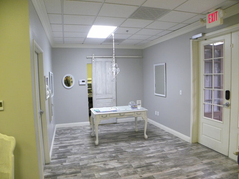 More Photos Of 3145 E Warm Springs Rd, Las Vegas Office For Sale