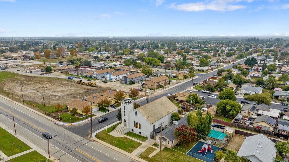 More Photos Of 401 W Lerdo Hwy, Shafter Religious Facility For Sale