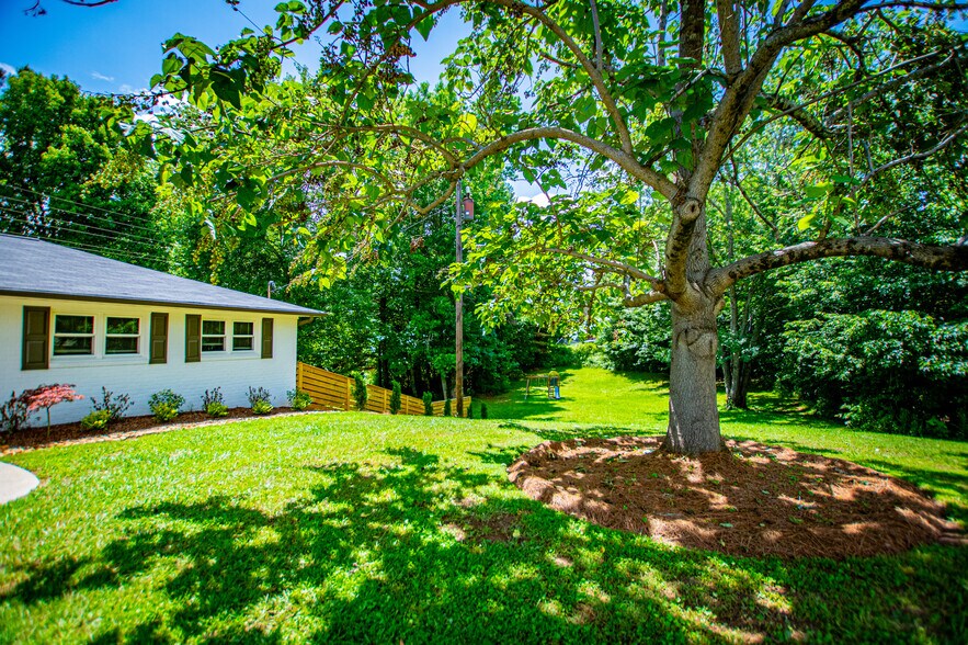 More Photos Of 2932 US-27, Buchanan Office For Sale