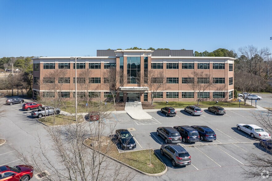 More Photos Of 4433 Corporation Ln, Virginia Beach Office For Lease