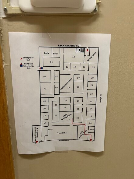 More Photos Of 1500 Genesee St, Utica Medical For Lease