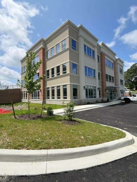 More Photos Of 125 Stoakley Rd, Prince Frederick Healthcare For Lease