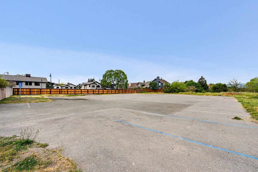 More Photos Of 1247 Broadway, Sonoma Office Residential For Lease