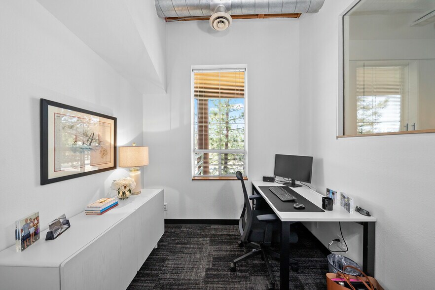 More Photos Of 12010 Donner Pass Rd, Truckee Office For Sale