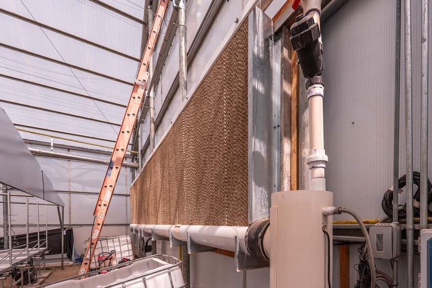 More Photos Of 500 Parsons, Walsenburg Specialty For Sale