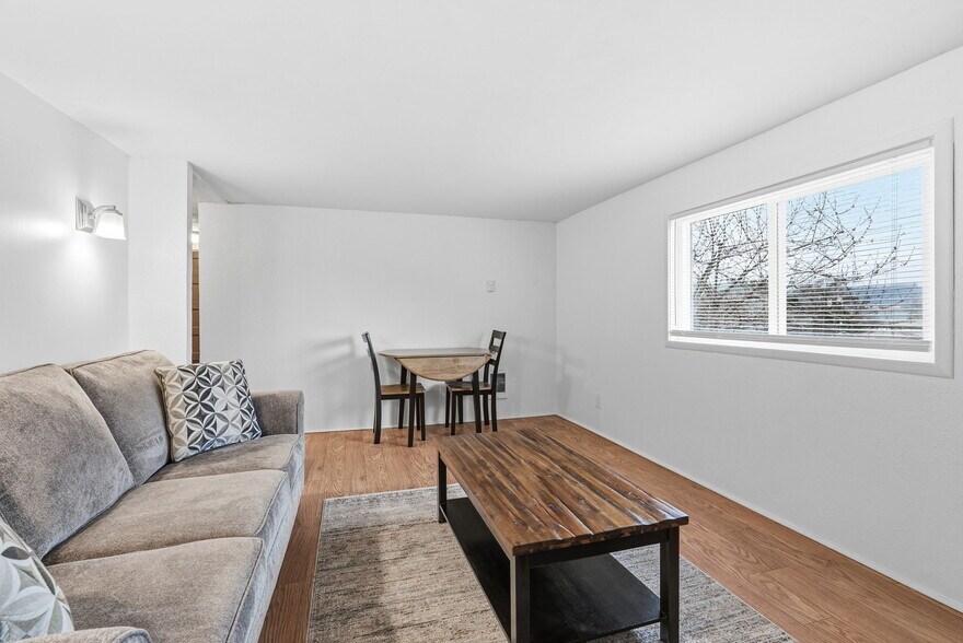 More Photos Of 180 2nd St, Cathlamet Apartments For Sale