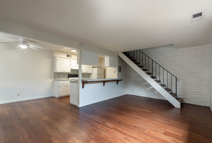 More Photos Of 3260 Alexander Dr, Redding Apartments For Sale