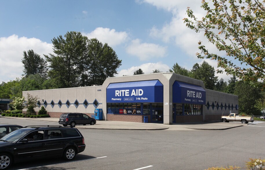 Primary Photo Of 11220 E Canyon Rd, Puyallup Drugstore For Lease