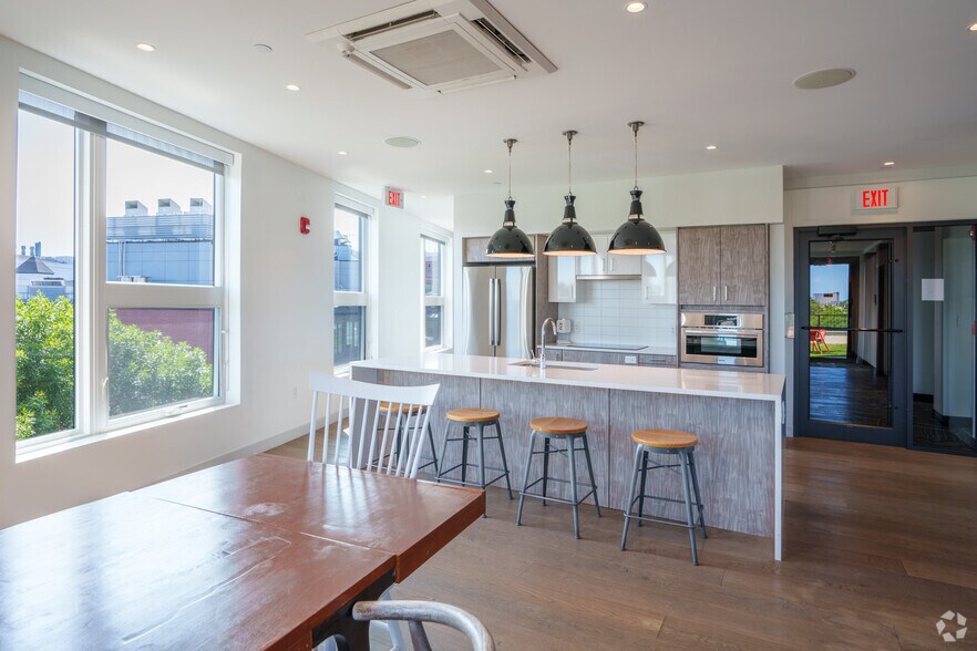 More Photos Of 425 Massachusetts Ave, Cambridge Apartments For Lease