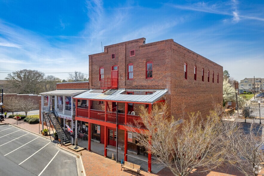More Photos Of 2881 N Main St NW, Kennesaw General Retail For Sale
