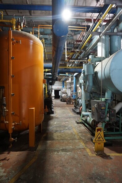 More Photos Of 6960-7000 NW 36th Ave, Miami Refrigeration Cold Storage For Lease