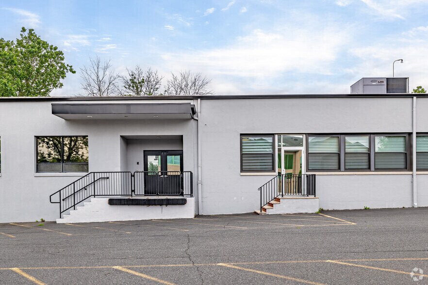 More Photos Of 58 E Willow St, Millburn Warehouse For Sale