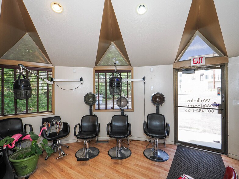 More Photos Of 1565 E 3900 S, Salt Lake City Office For Sale