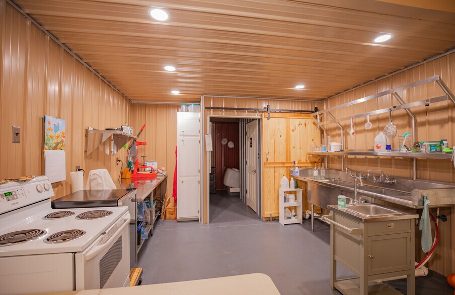 More Photos Of 8400 E 1320 Rd, Stockton Winery Vineyard For Sale