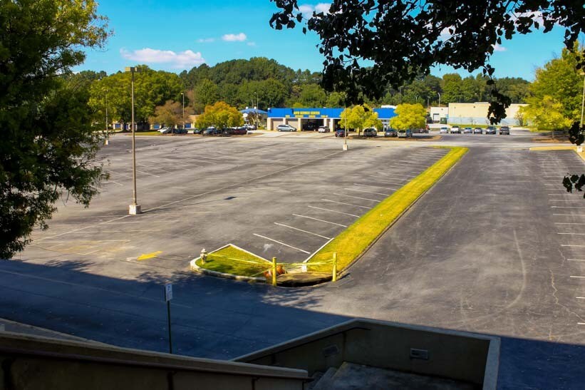 More Photos Of 2731 Candler Rd, Decatur General Retail For Lease